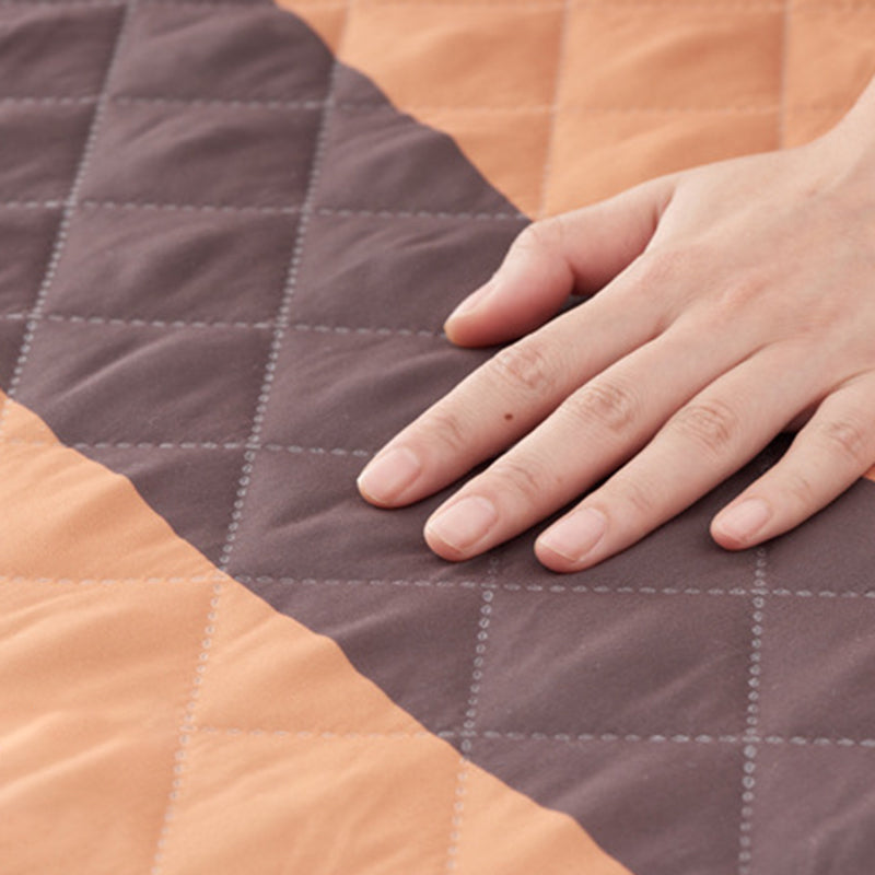 200cm Round Moisture-proof Picnic Mat Outdoor Camping Carpet with Webbing Strap 200cm Round Moisture-proof Picnic Mat Outdoor Camping Carpet with Webbing Strap